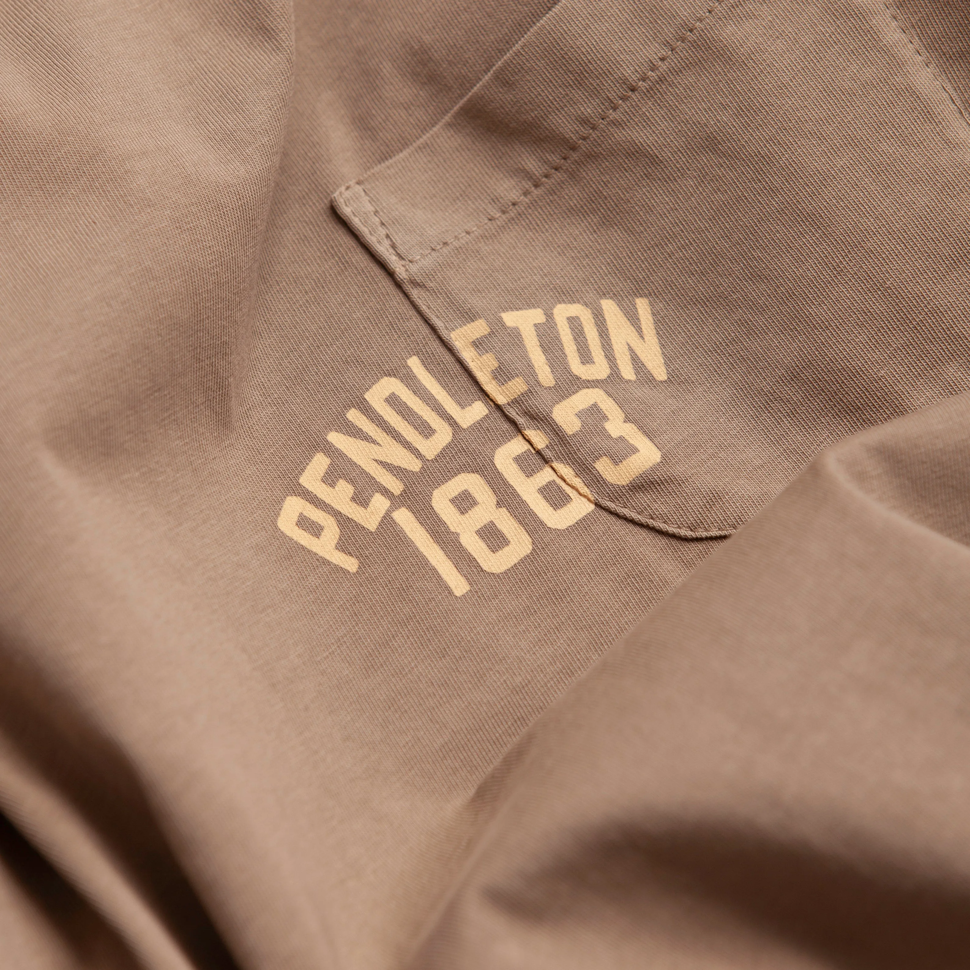1863 POCKET TEE - MILITARY GREEN