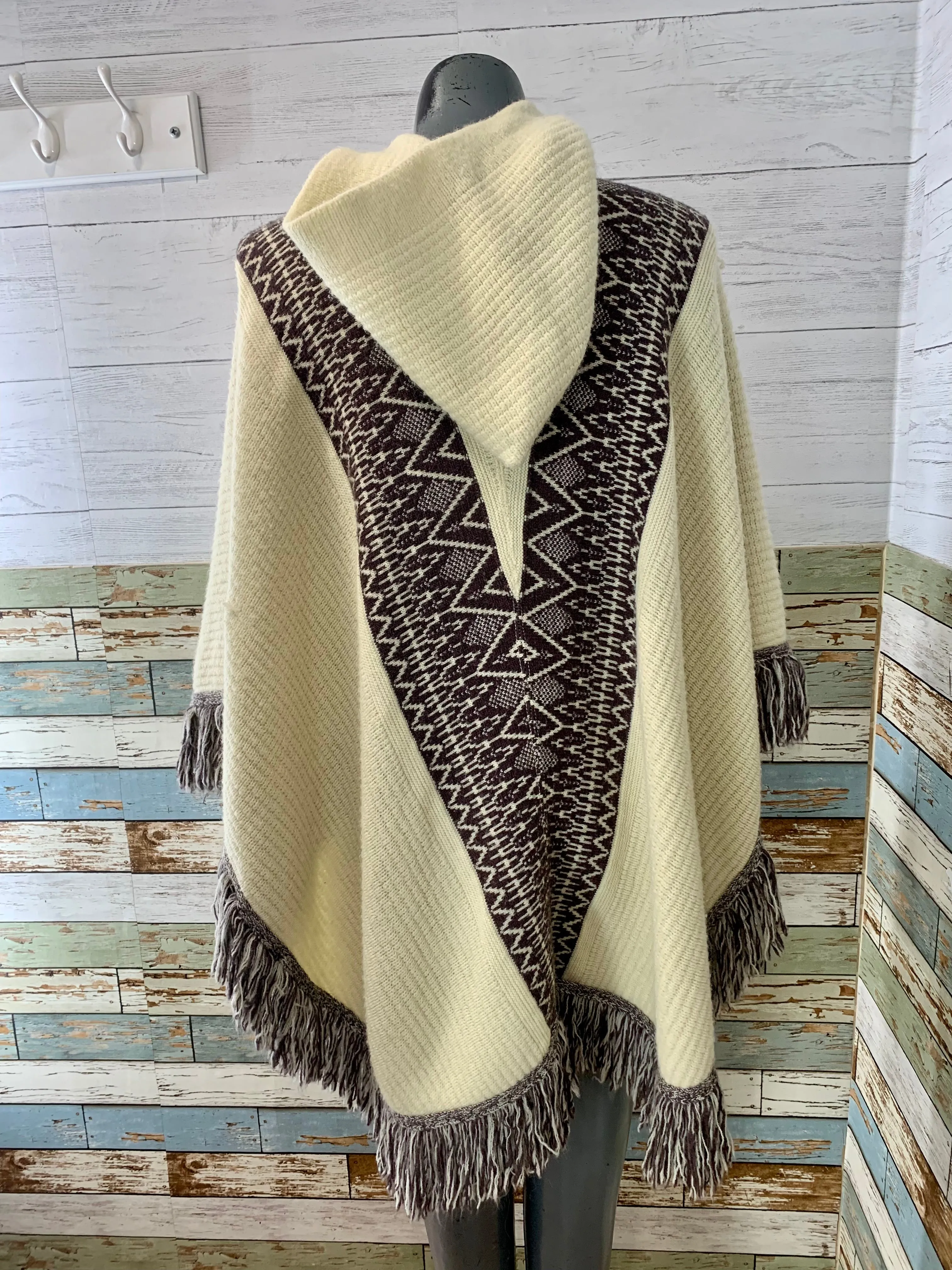 70’s Beige and Brown Fringed Knit Poncho