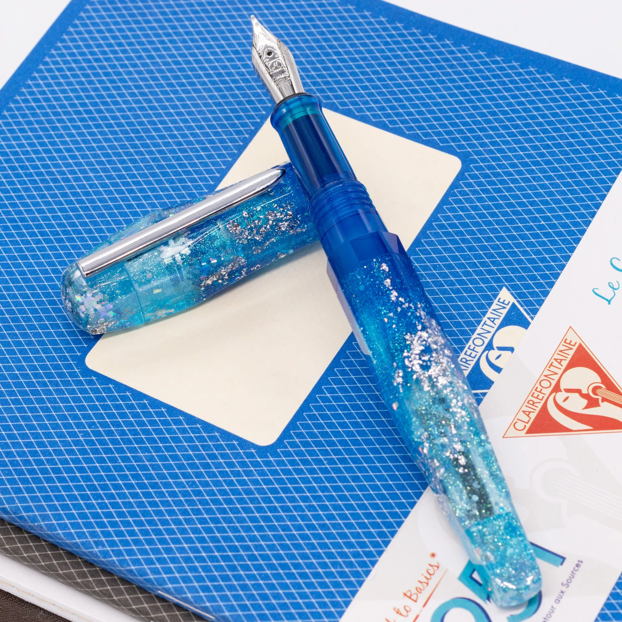 BENU Astrogem Fountain Pen - Christmas (Limited Edition)