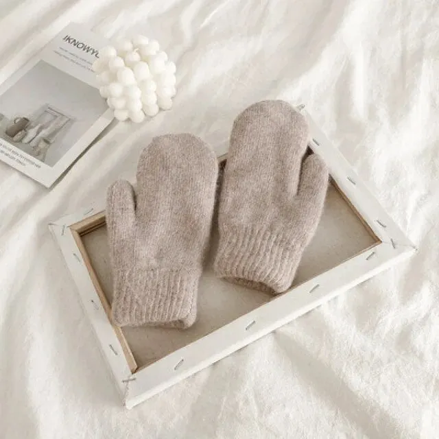 Cute Soft Fuzzy Warm Mittens (   more colors)