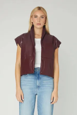 JS71 Vail Faux Leather Vest in Bordeaux