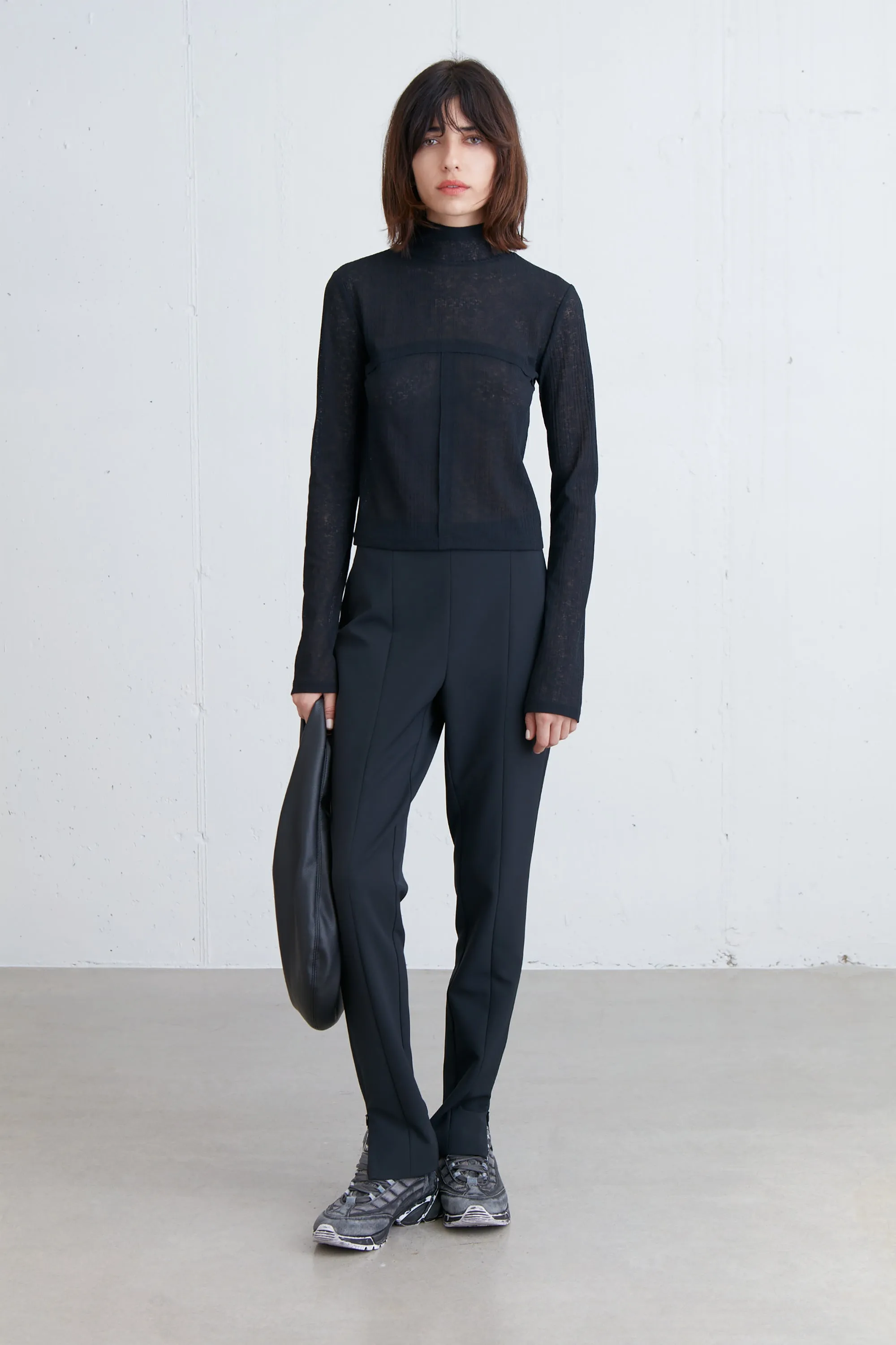 MOCKNECK TOP WITH SEAM DETAILS