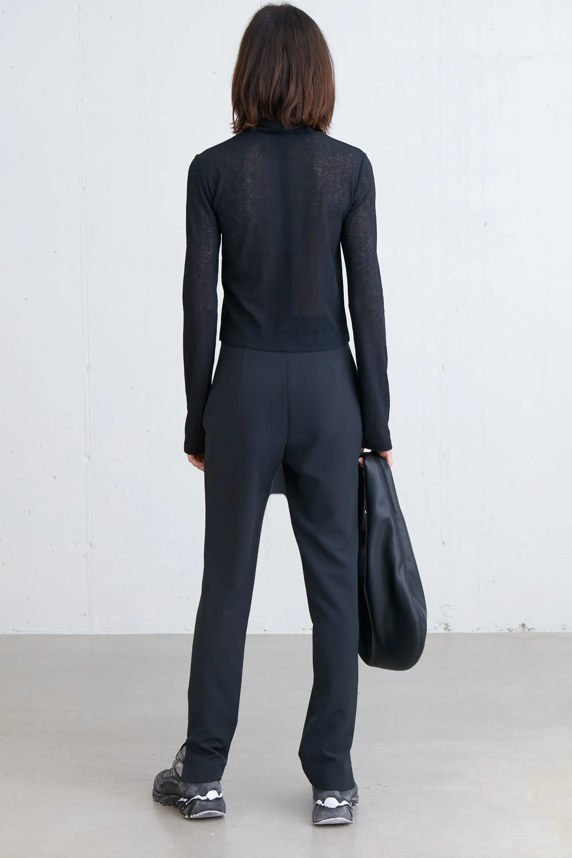 MOCKNECK TOP WITH SEAM DETAILS