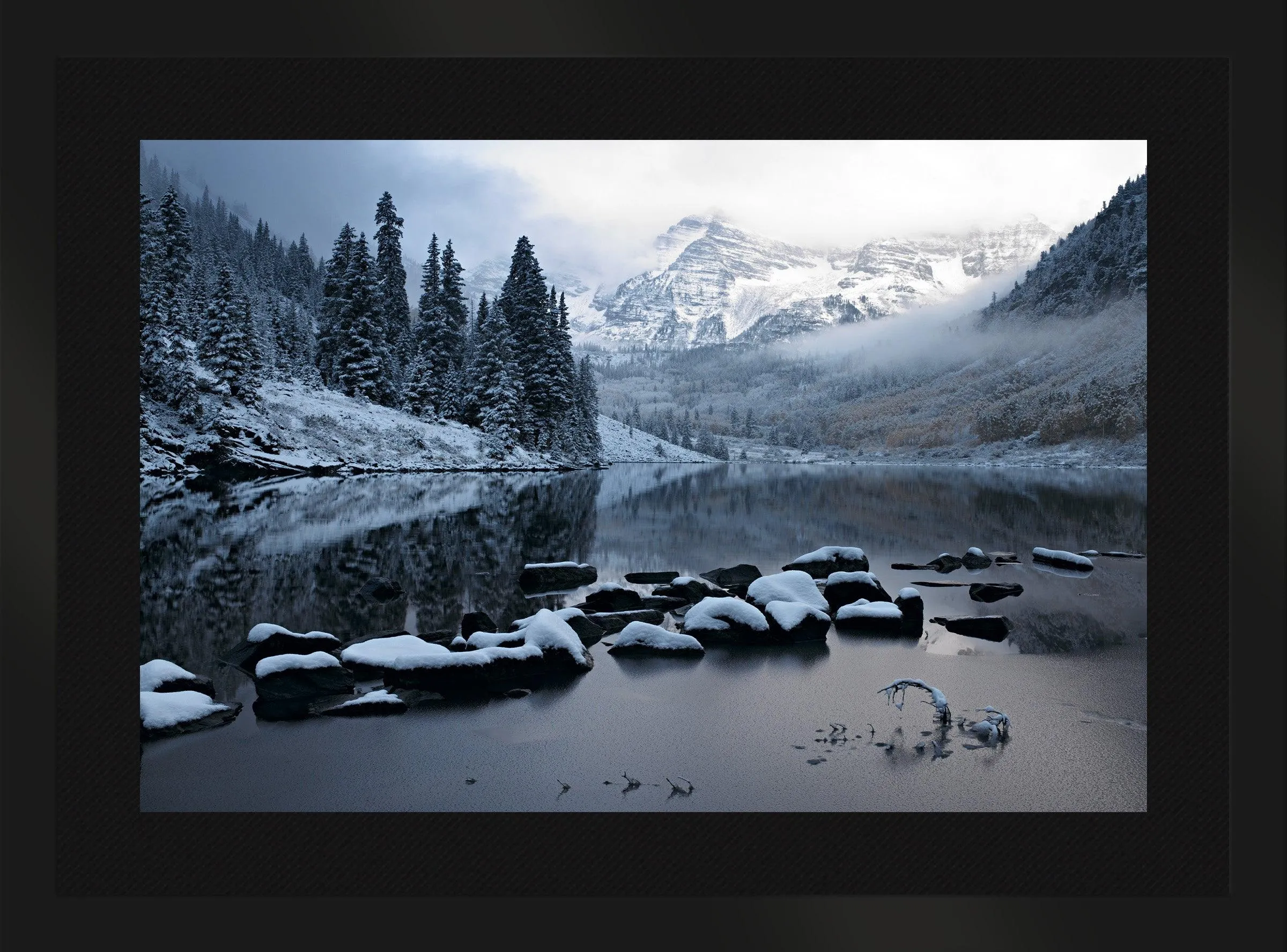 Snow Mass Silence