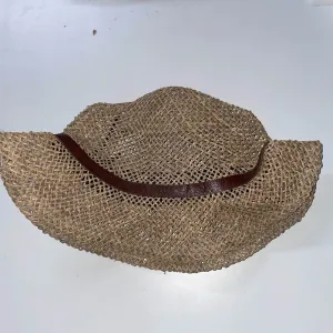 Vintage cream summer crochet raffia straw hat